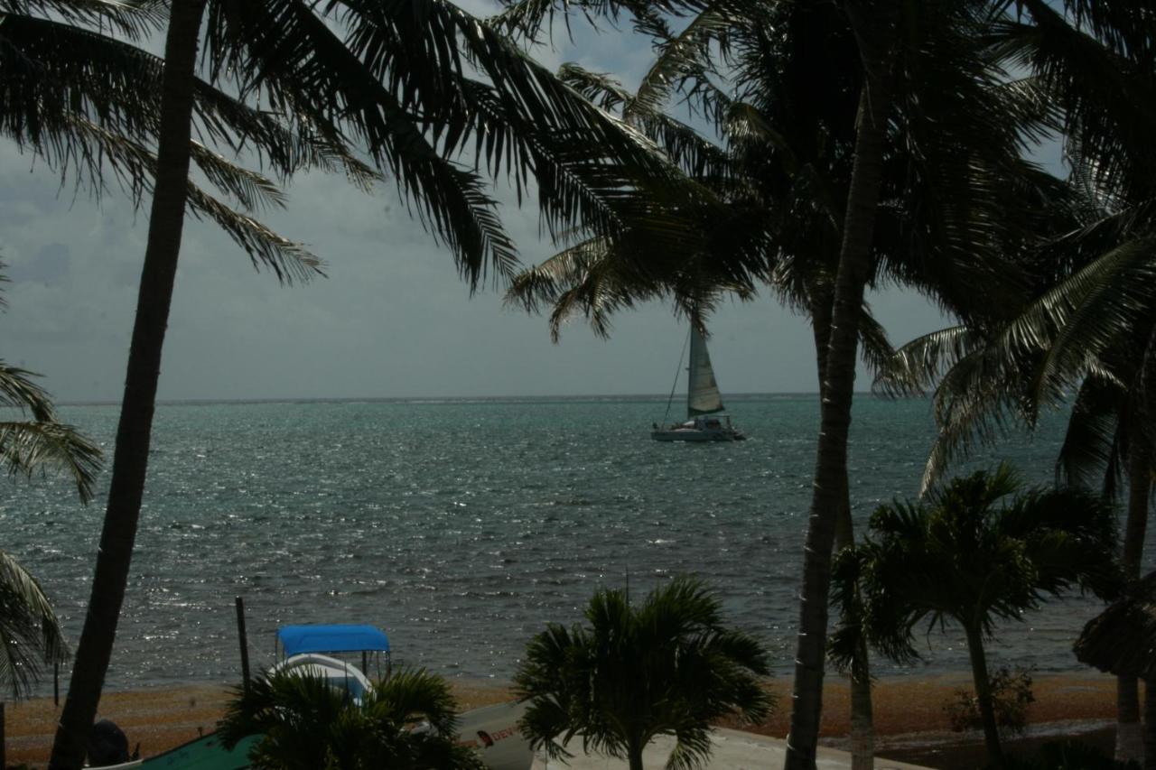 Seaside Cabanas Hotel Caye Corker 外观 照片